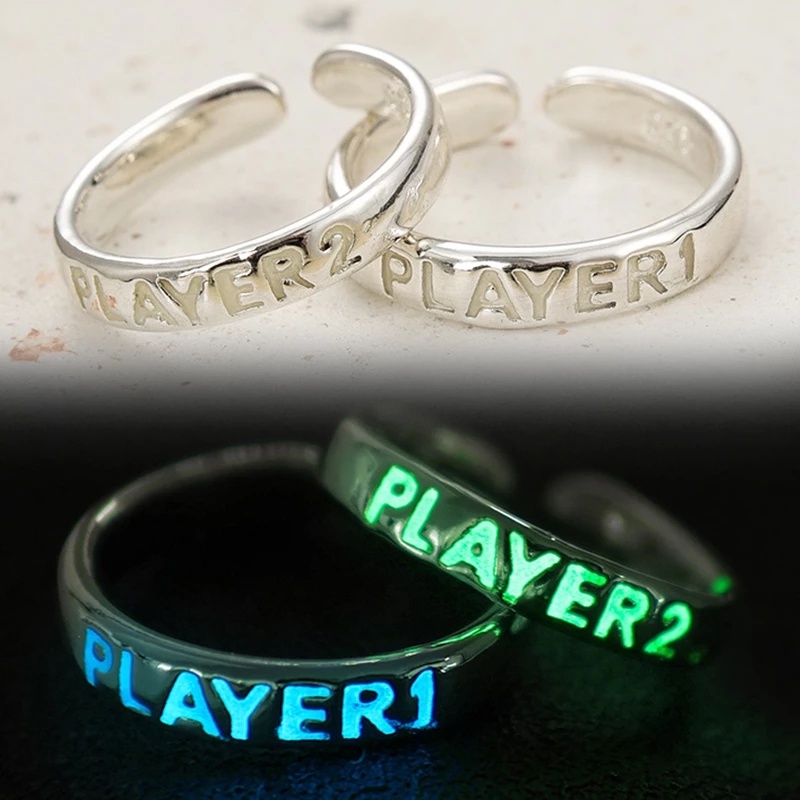 Funny couple deals rings