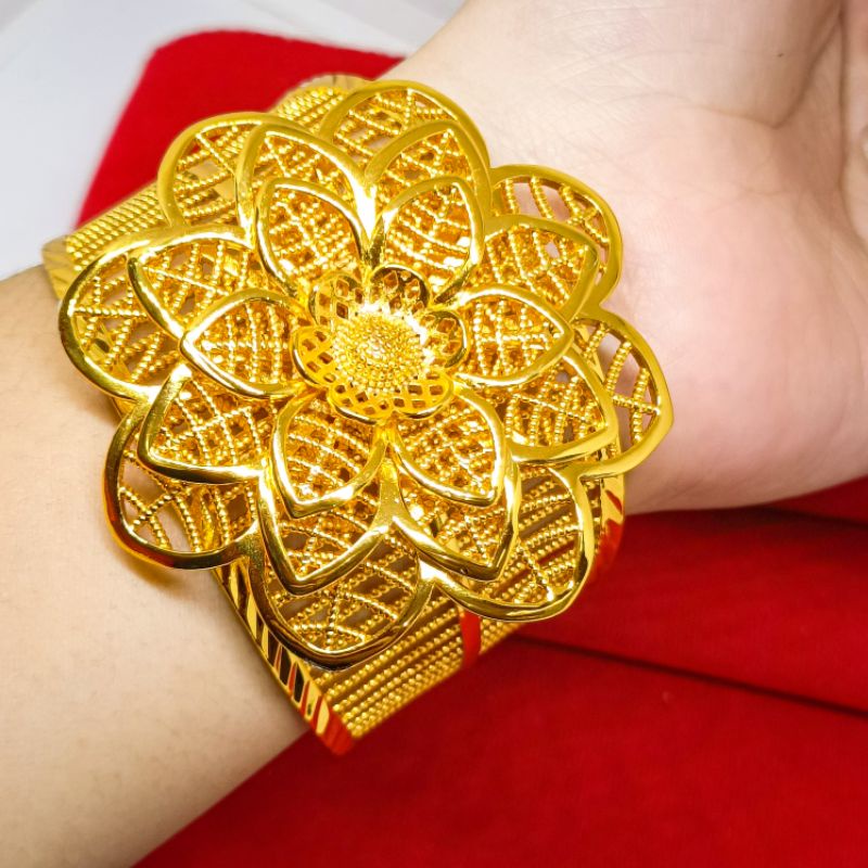 Cheap real hot sale gold bracelets