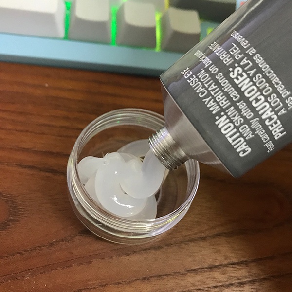 Dielectric grease Permatex 22058 syringe injection Mechanical Keyboard
