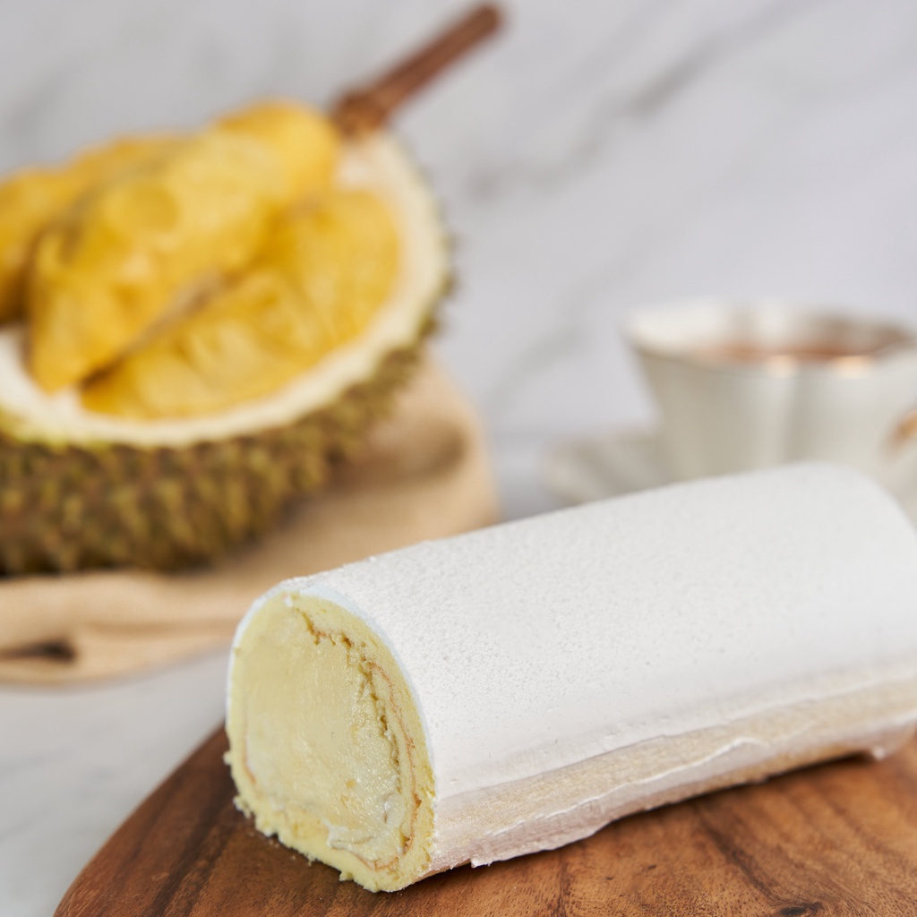 [Four Seasons Durians] Premium Durian Swiss Roll (Whole) | Shopee Singapore