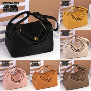 Hermes Lindy 26 Swift Leather, Women's Fashion, Bags & Wallets, Shoulder  Bags on Carousell