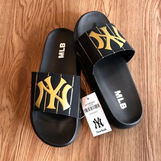 New york yankees flip on sale flops