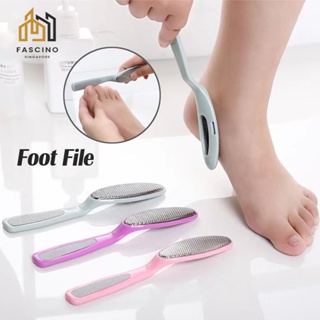 Pedicure Foot File & Callus Shaver Set,1 Wood Handle Callus Shaver with 30  Replacement Blades,1 Foot File Heads,1 Colossal Foot Rasp,Foot Scraper Foot