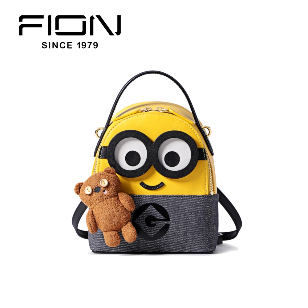 FION ASIA on Instagram: My cute carry-on. Minions Bob backpack. link in  bio ------------------ #singapore #bags #미니언즈 #ミニオンズ #มินเนี่ย  #universalstudios #present #kids 