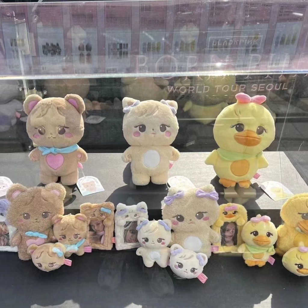 KPOP BLACKPINK BORN PINK WORLD TOUR SAME CHARACTER PLUSH DOLL LISA