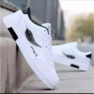 White leather hot sale sneakers men