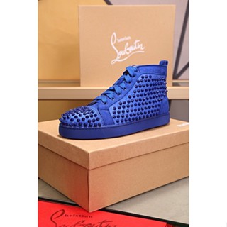 Red bottom sales blue shoes