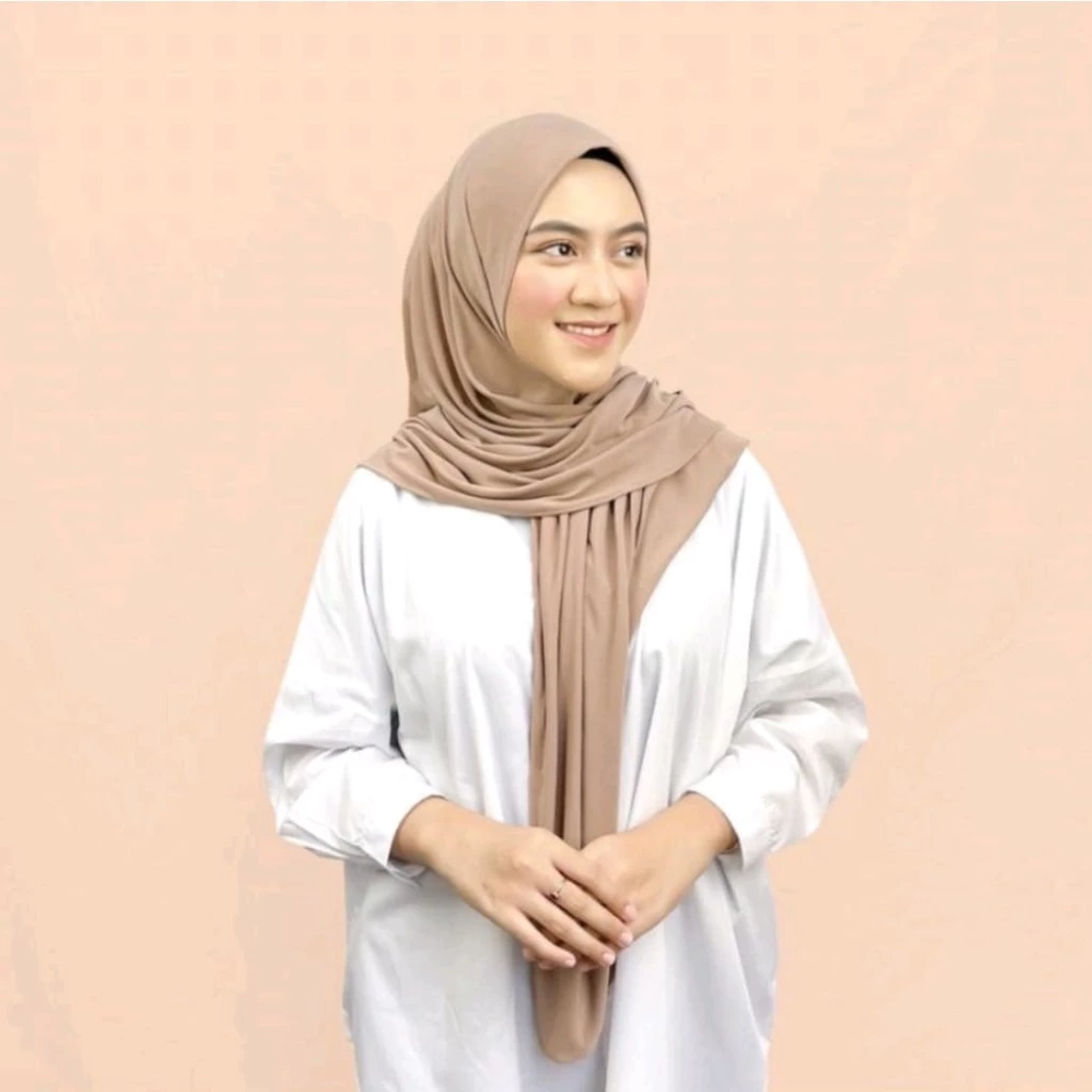 HIJAB SEGITIGA OVAL JERSEY / SEGI TIGA INSTAN JERSEY PREMIUM / SEGITIGA POLOS OVAL