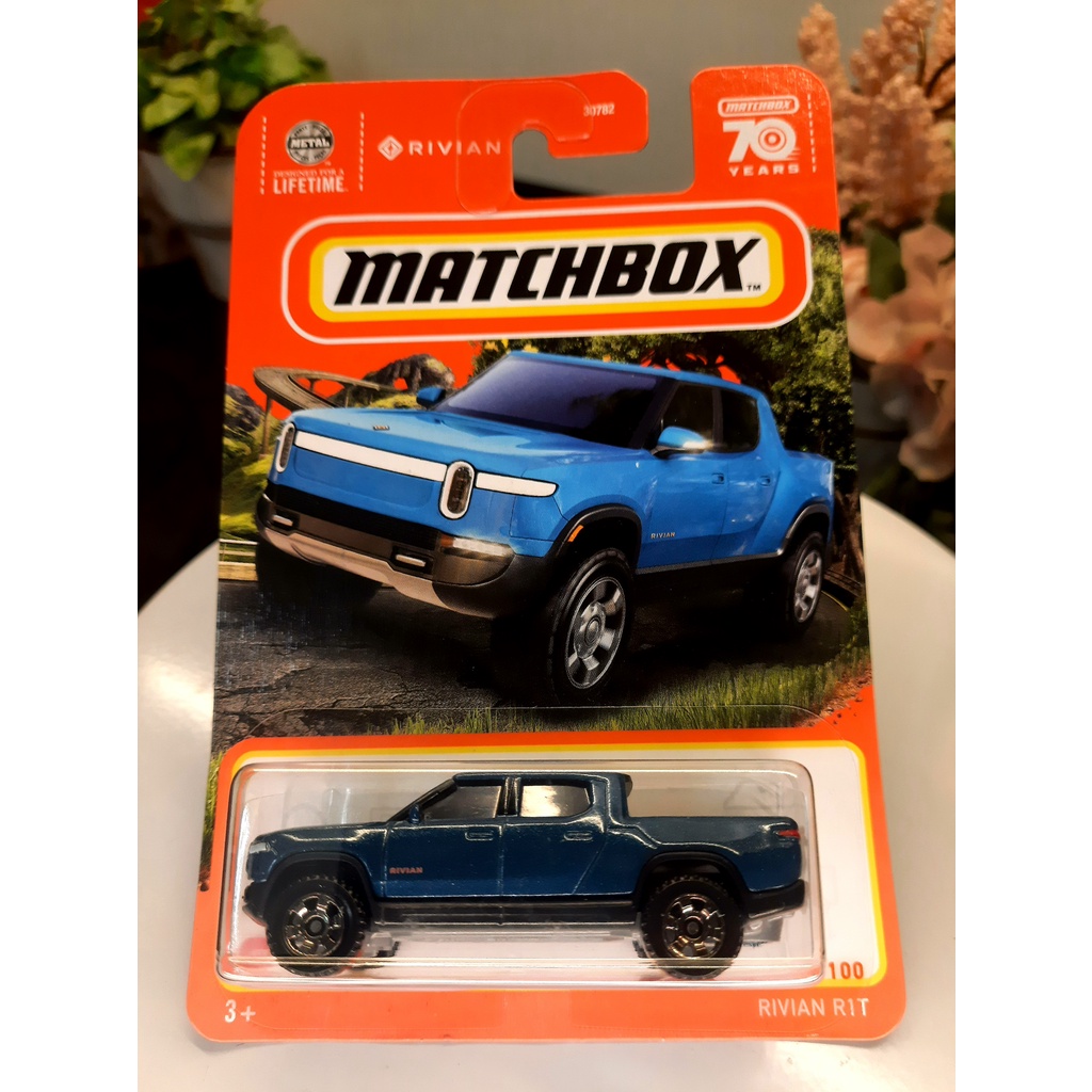 MATCHBOX - RIVIAN R1T (2023, METALFLAKE BLUE) | Shopee Singapore