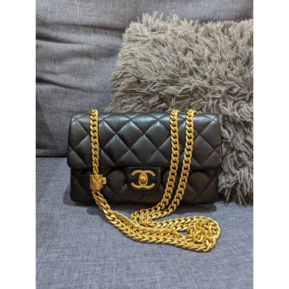 Chanel 22k AS3393 Black Small Flap Bag Rectangular in Lambskin