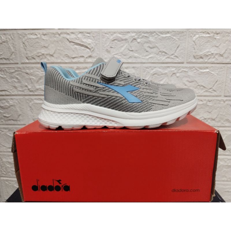 Diadora Enna Jr Art. Children's Shoes X22f0618g Shopee Singapore