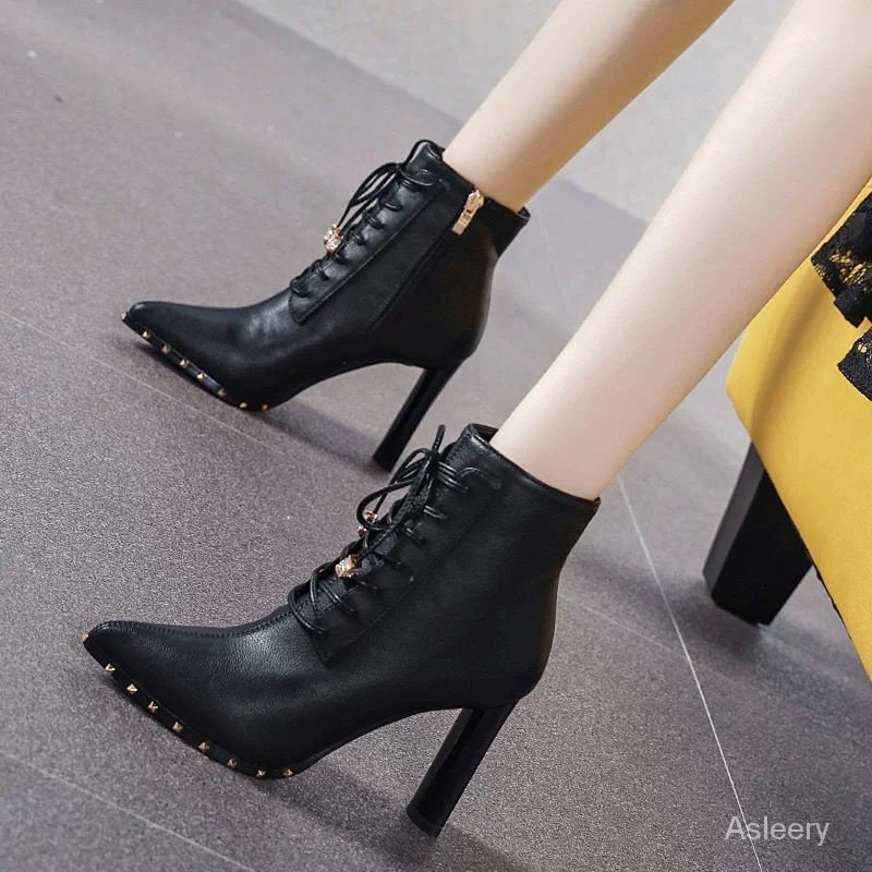 White low heel hot sale ankle boots