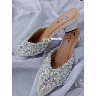 White on sale bridal slippers