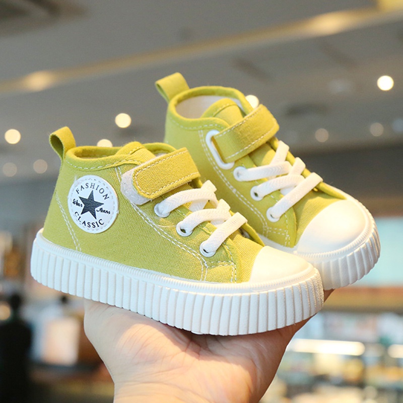 Kids hot sale canvas trainers