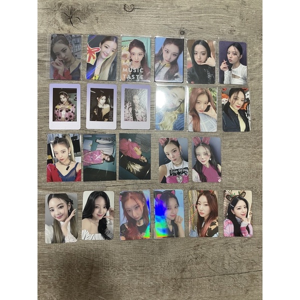 ITZY Crazy in Love Photocards PC POB