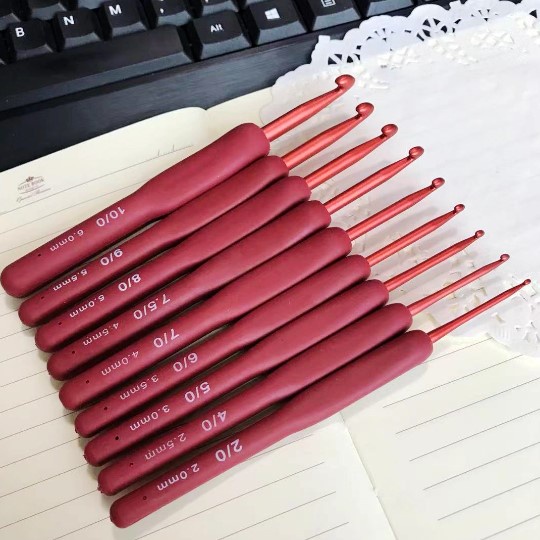 9Pcs Red Crochet Needle With Free Shipping Red Crochet Hooks Set