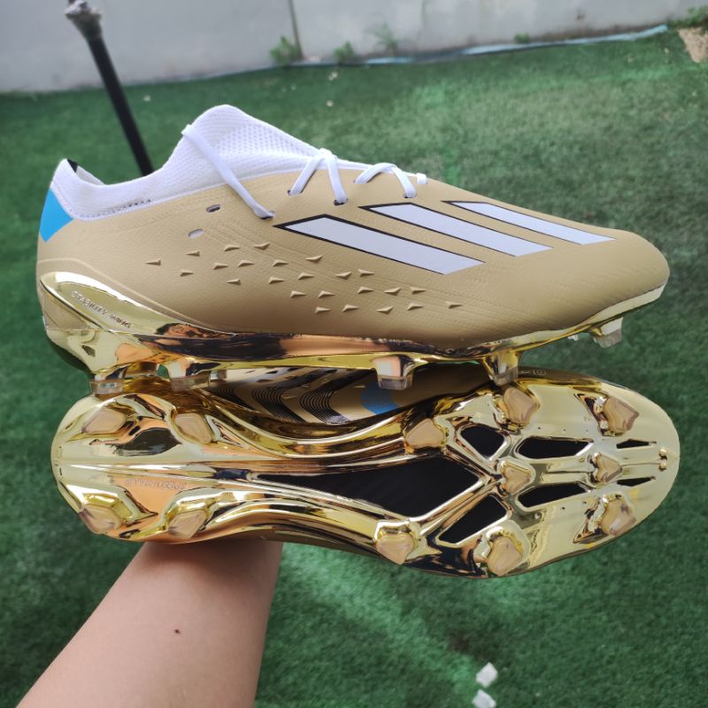 Gold hot sale adidas cleats