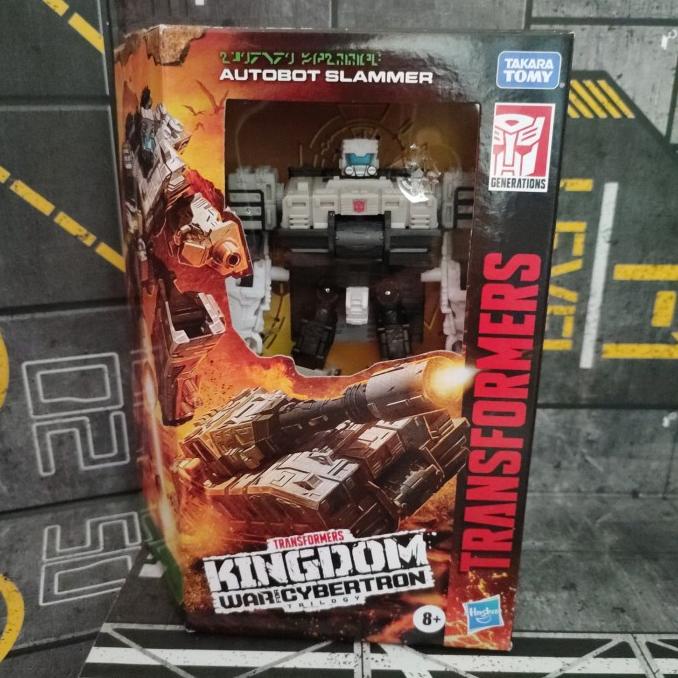 Transformers WFC Kingdom Autobot Slammer | Shopee Singapore