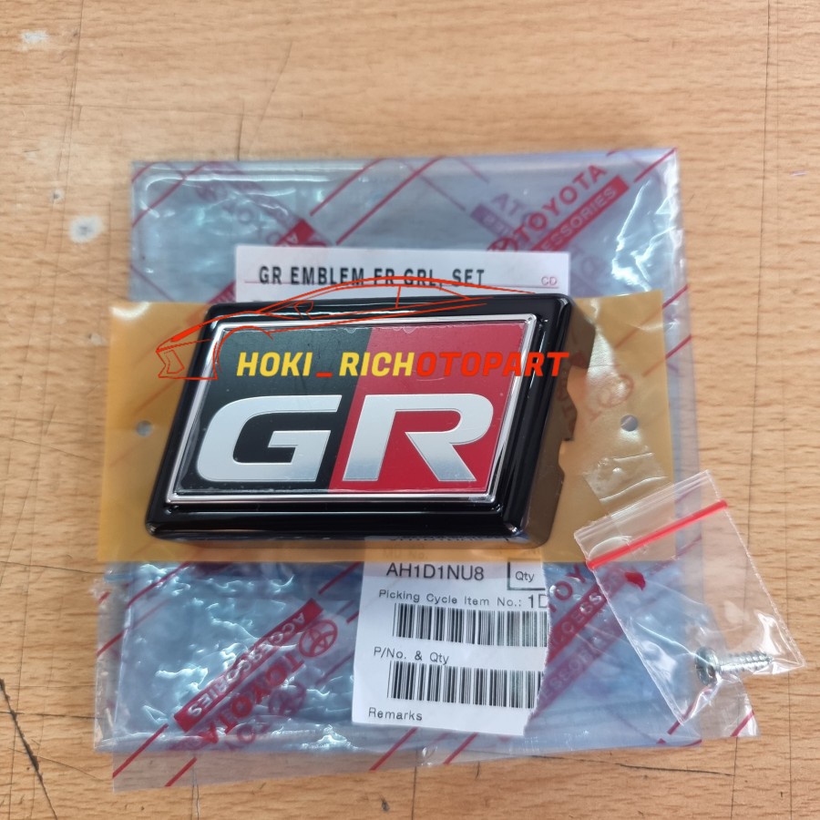 Seat+emblem Logo Front Grille GR Yaris GR 2022 Original
