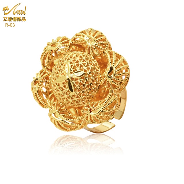 Gold best sale female ring