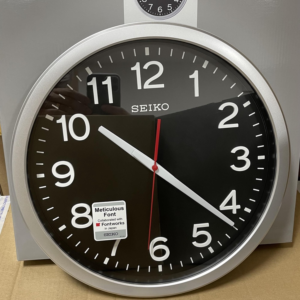 [Original] Seiko QXA732SN Meticulous Font Black Analog Wall Clock