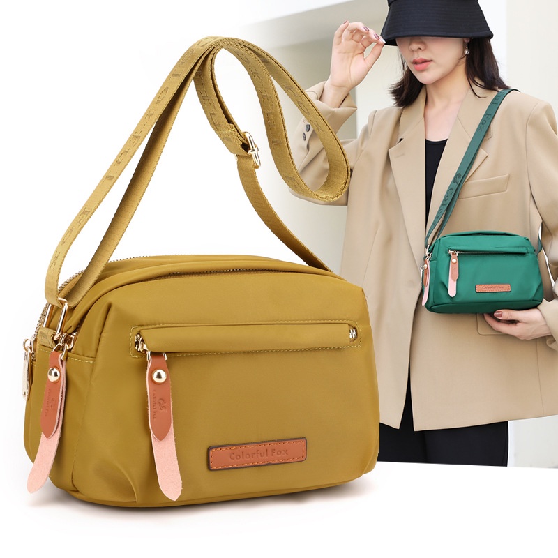 South Asian fox Shoulder Bag main image 1