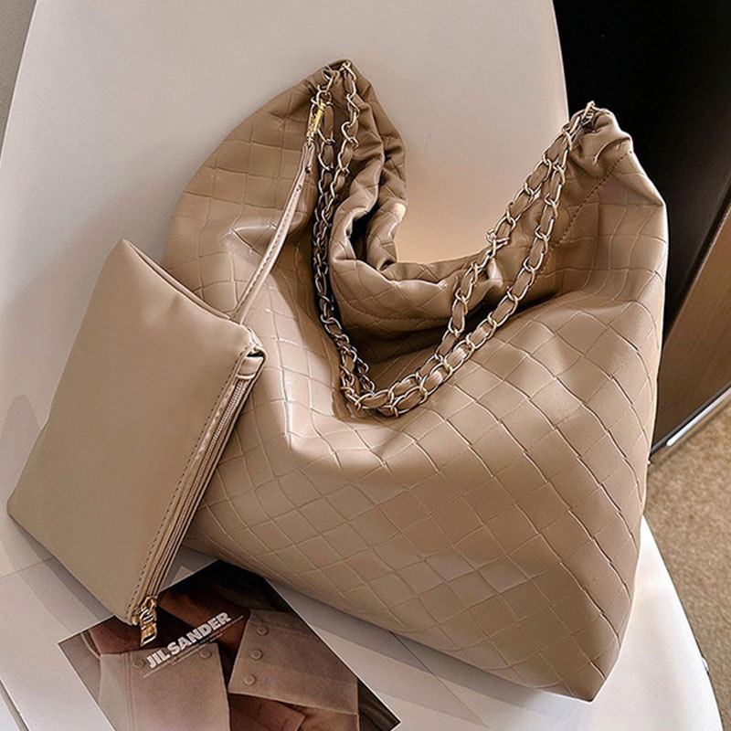 ins Casual Fashion Large-Capacity Bucket Bag Female 2023 New Style Fashionable Texture Simple Commuter Work Shoulder