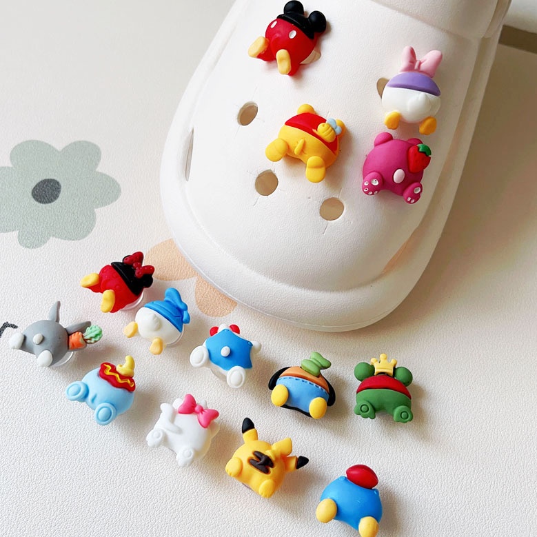 【Hip】HipCroc Jibz Shoe Charms 3D jibbitz crocs Pin Shopee Singapore