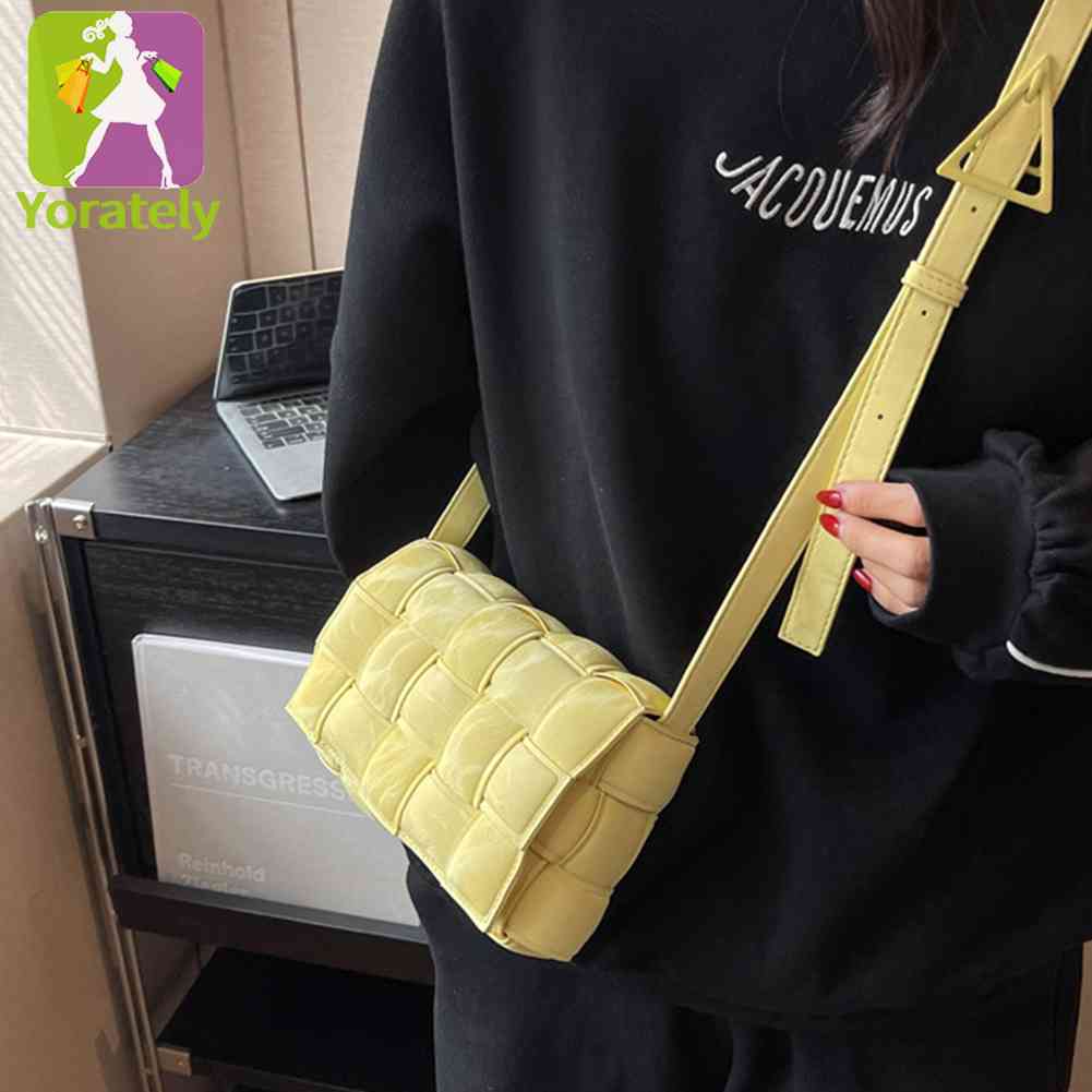 Women Casual Shoulder Bag Simple Padded Pillow Fashion Clutch Bag (Yellow)
