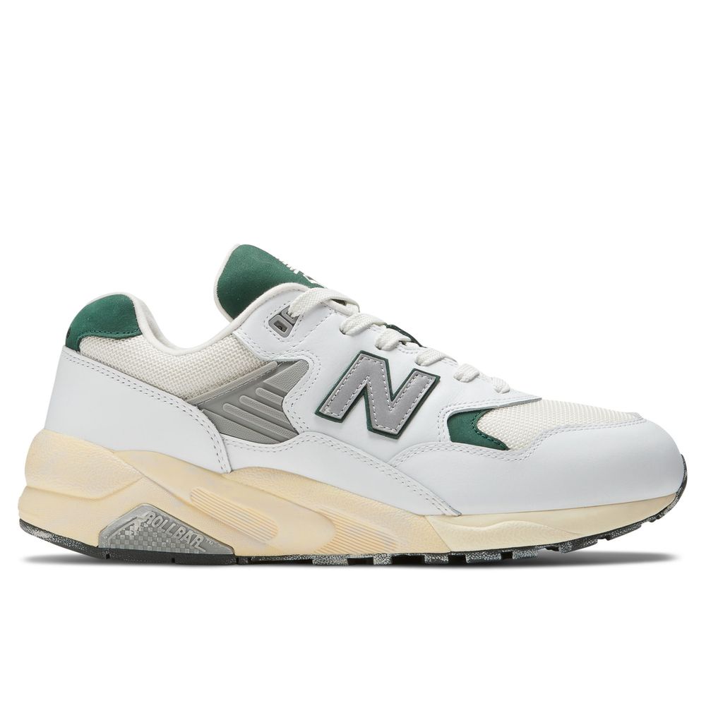 New balance shop sneakers singapore