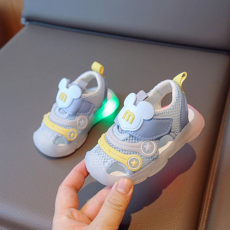 Walking sandals hot sale for babies