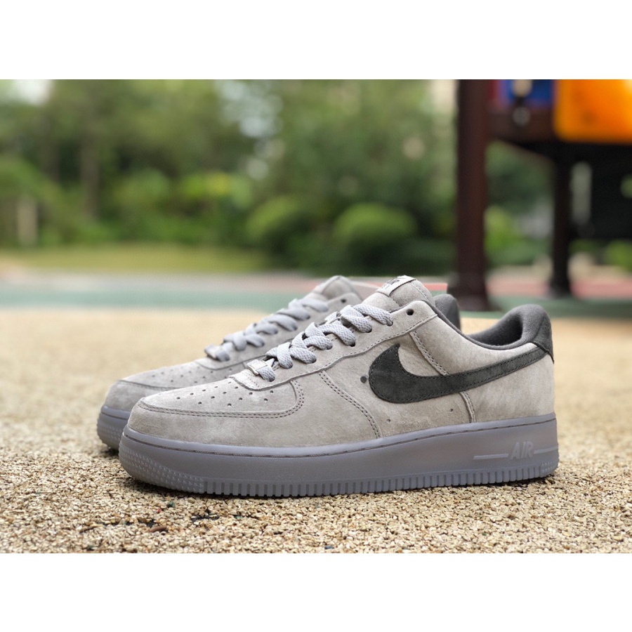 BQ4329 102 N i k e Air Force 1 07 LV83 Low Grey Suede Black Hook