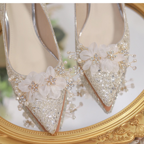 Girls silver deals bridesmaid shoes