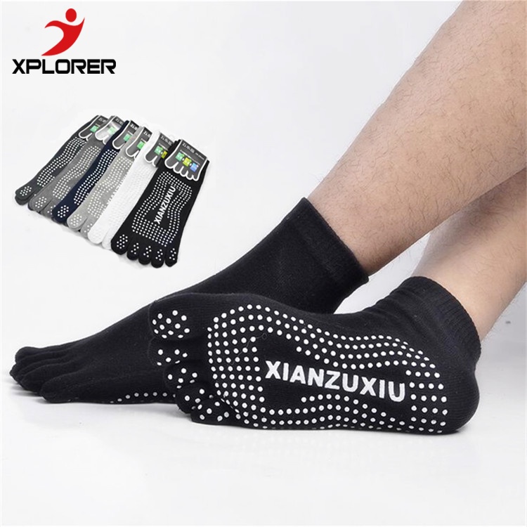 Yoga Socks with Non-Slip Grip For Pilates, Ballet, Dance, Gym, Sports &  Fitness
