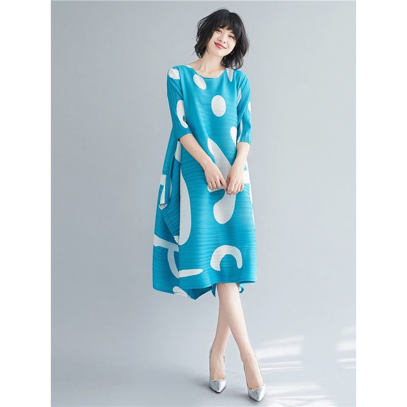 Tianbao Miyake Factory Wholesale Large Size Pleated Elastic Fashion Print  Women's Suit - China Women Dress and Dress price
