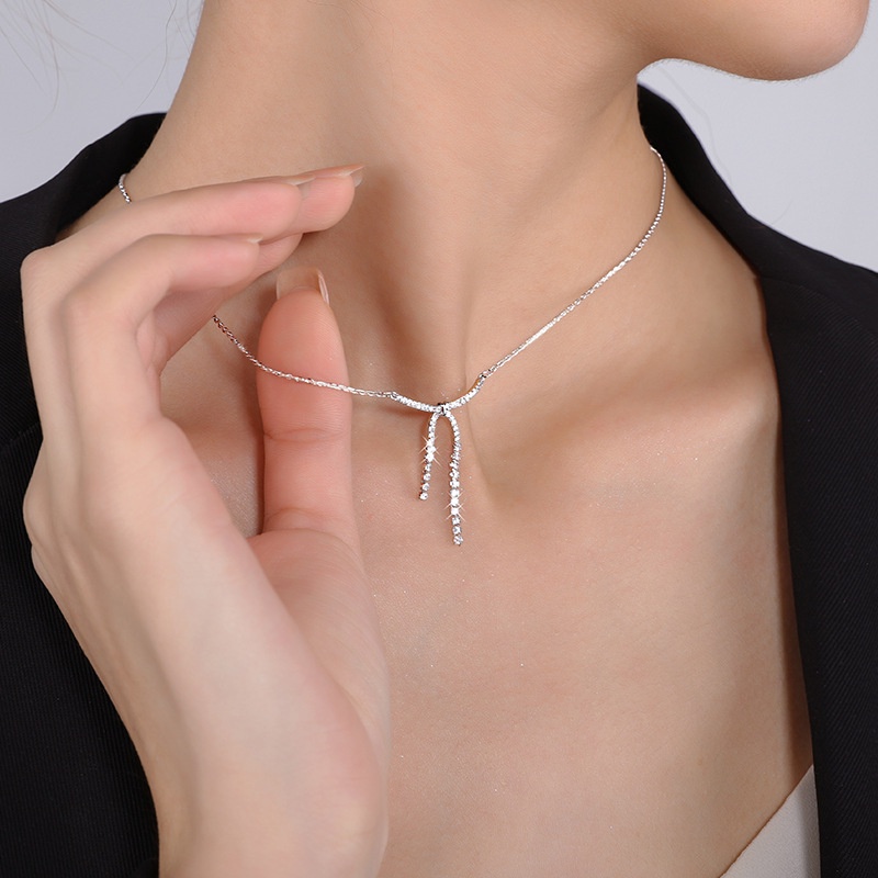 Bow Necklace Female Light Luxury Minor Design Advanced Sense Micro inlaid Zircon Pendant Butterfly Dream Chain Shopee Singapore