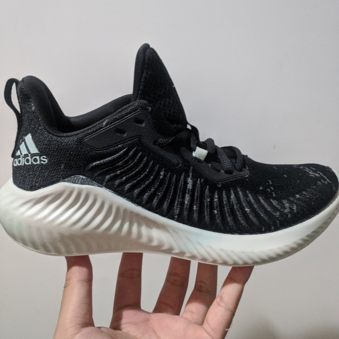 alphabounce  run parley shoes