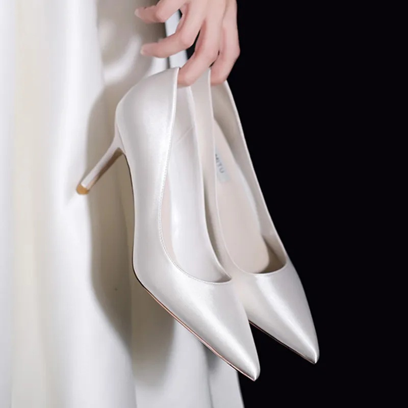 White satin peep hot sale toe heels