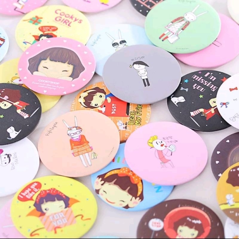 1PCS Cermin Bulat Mini Gambar Motif Karakter Lucu Kaca Portable Dandan Traveling Hand Mirror Make Up A019 - Gambar 3