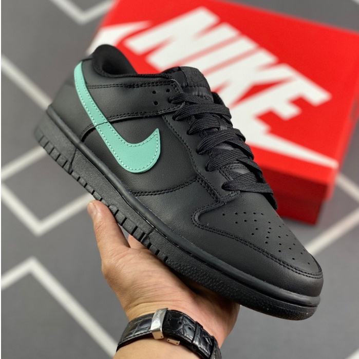 Air force 1 on sale utility low black