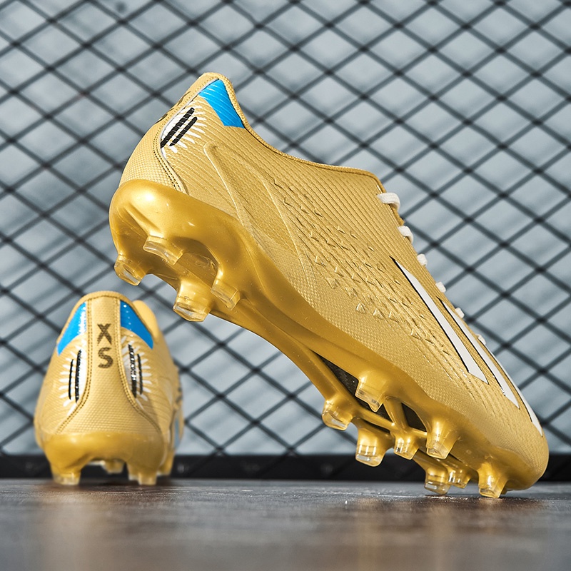 Mens gold sale soccer cleats