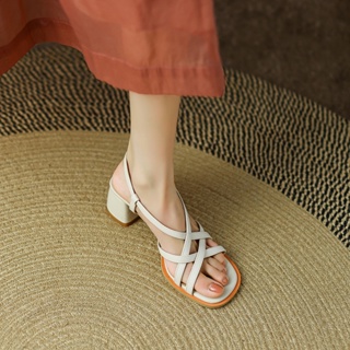 EVA Outsole Women Summer Sandals Designer Replica Shoes - China Replica  Shoes and Designer Shoes price