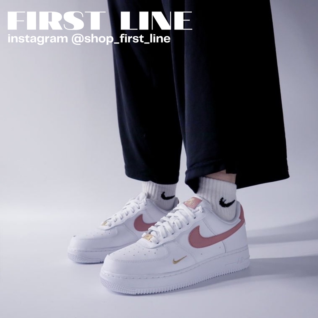 Nike air force 1 white with rose on sale gold