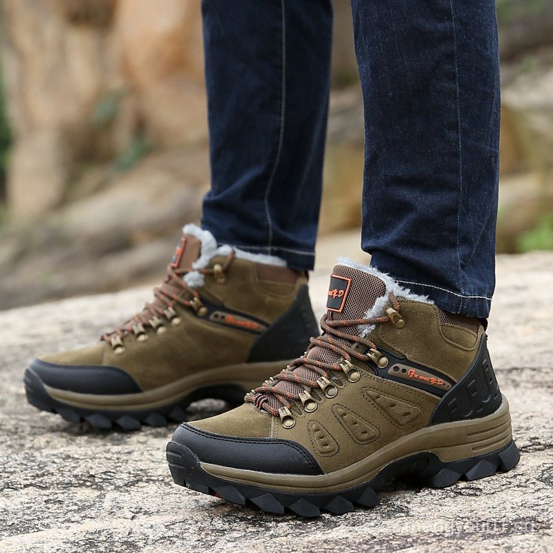 Warm winter hiking on sale boots