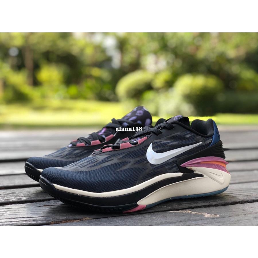 Nike air versatile on sale shoes