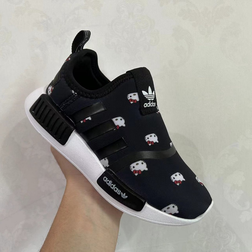 Adidas nmd cheap black skull