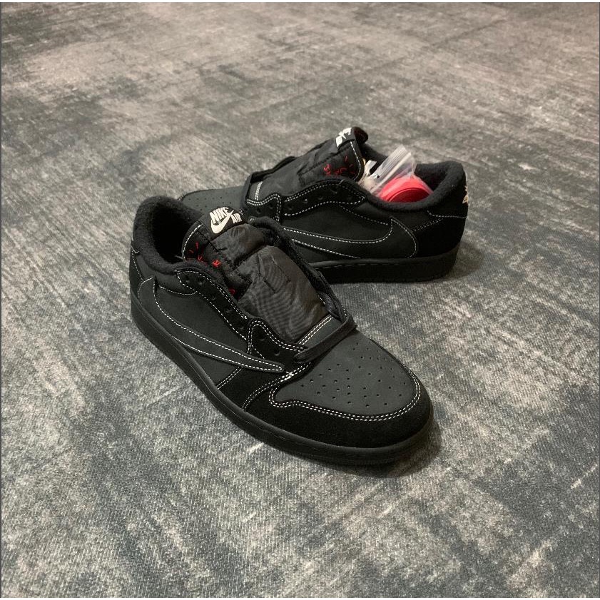 travis scott shoes size 4