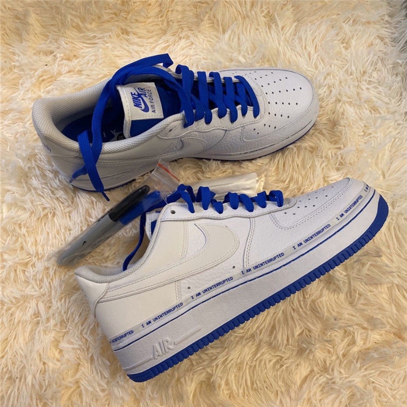 White nike reflective on sale shoes