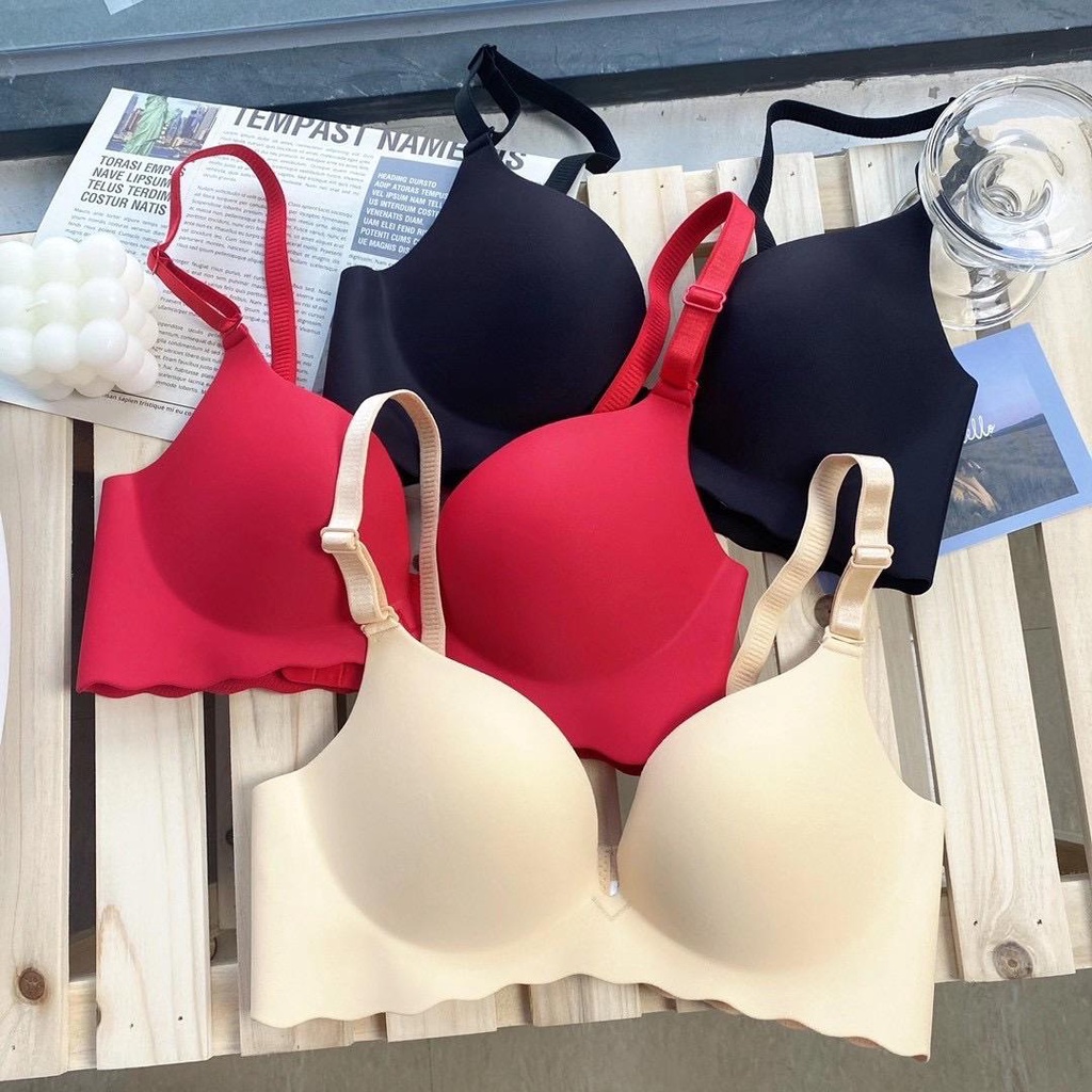 A Push-Up Bra Without Frame No Border Extra Sponge Pushing The Chest ...