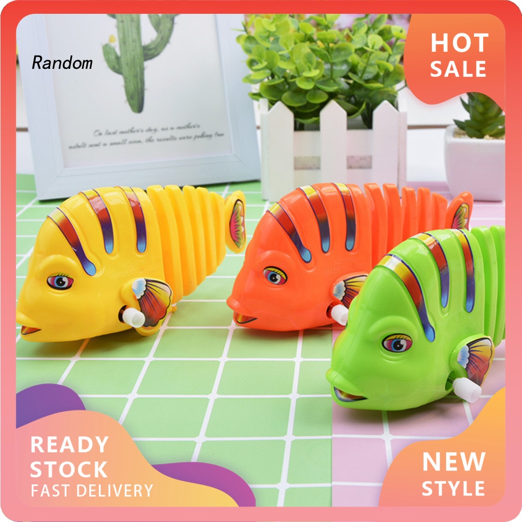 Plastic Wind-Up Wiggle Fish Toys Running Clockwork Classic Toy